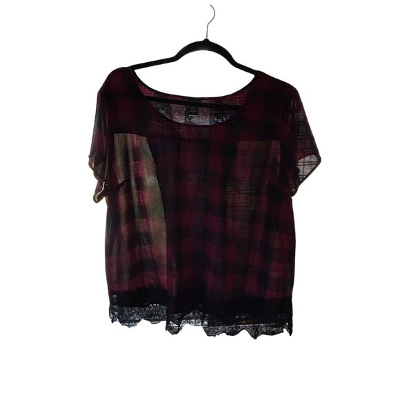 NWOT Torrid Womens Plaid Short Sleeve Top Lace Hem Sz 26 Black/Red Nylon/Polyest - Picture 11 of 13